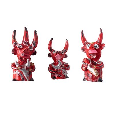 JÚLIA CÔTA (n.1935) - 'Três diabos'. Portugal, séc.XX, esculturas em barro popular, vidrado e 