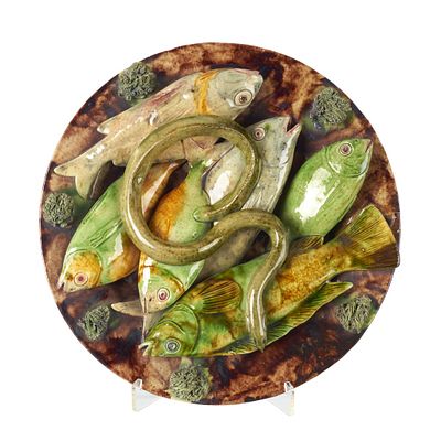 'Fish' earthenware plate by Jos&eacute; Cunha. Caldas earthenware, manufactured by Jos&eacute; A. Cunha, with 