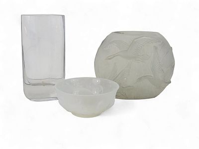 THREE PIECES OF DECORATIVE GLASS. 20th century. Includes a Fenton Atlantis frosted bowl with koi 