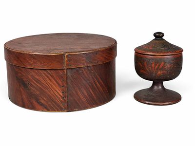 DECORATED PANTRY BOX & CUP. American, 19th century. Includes a 10" round pantry box with its 