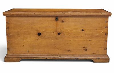 ZOAR, OHIO BLANKET CHEST. 3rd quarter-19th century, poplar. Dovetailed case and a bracket base. 