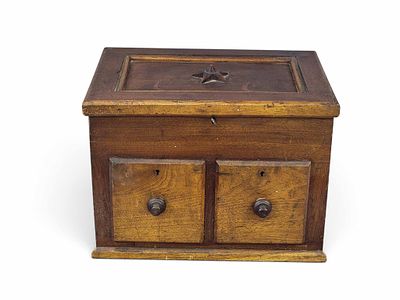 OHIO DOCUMENT OR VALUABLES BOX. Possibly Zoar, 19th century, walnut and poplar. Shallow, locking 