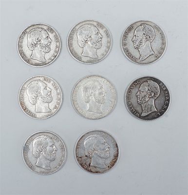 A collection of Dutch silver 2&frac12; guilder coins, with the years 1847, 1848, 1854, 1870, 1872 