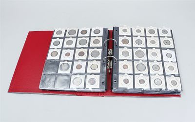 Large collection of coins from, among others, China, Spain, the Netherlands, Belgium, France 