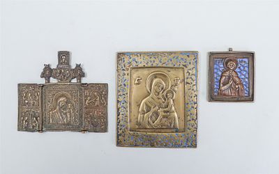 A small collection of travel icons, including Saint Varos, a small triptych, and a third icon. 