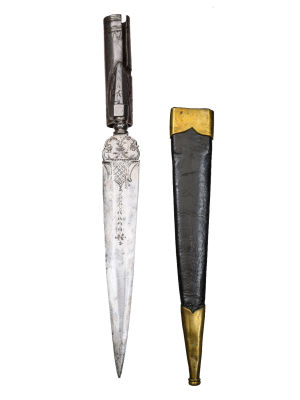 Штык к охотничьему ружью, 19 век. Длина в ножнах 32 см, длина клинка 18,5 см, ширина клинка 2,9 см.