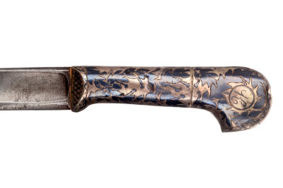 Шашка с изображением княжеской короны на эфесе, Кавказ. Общая длина 84,5 см; длина клинка 72 см; 