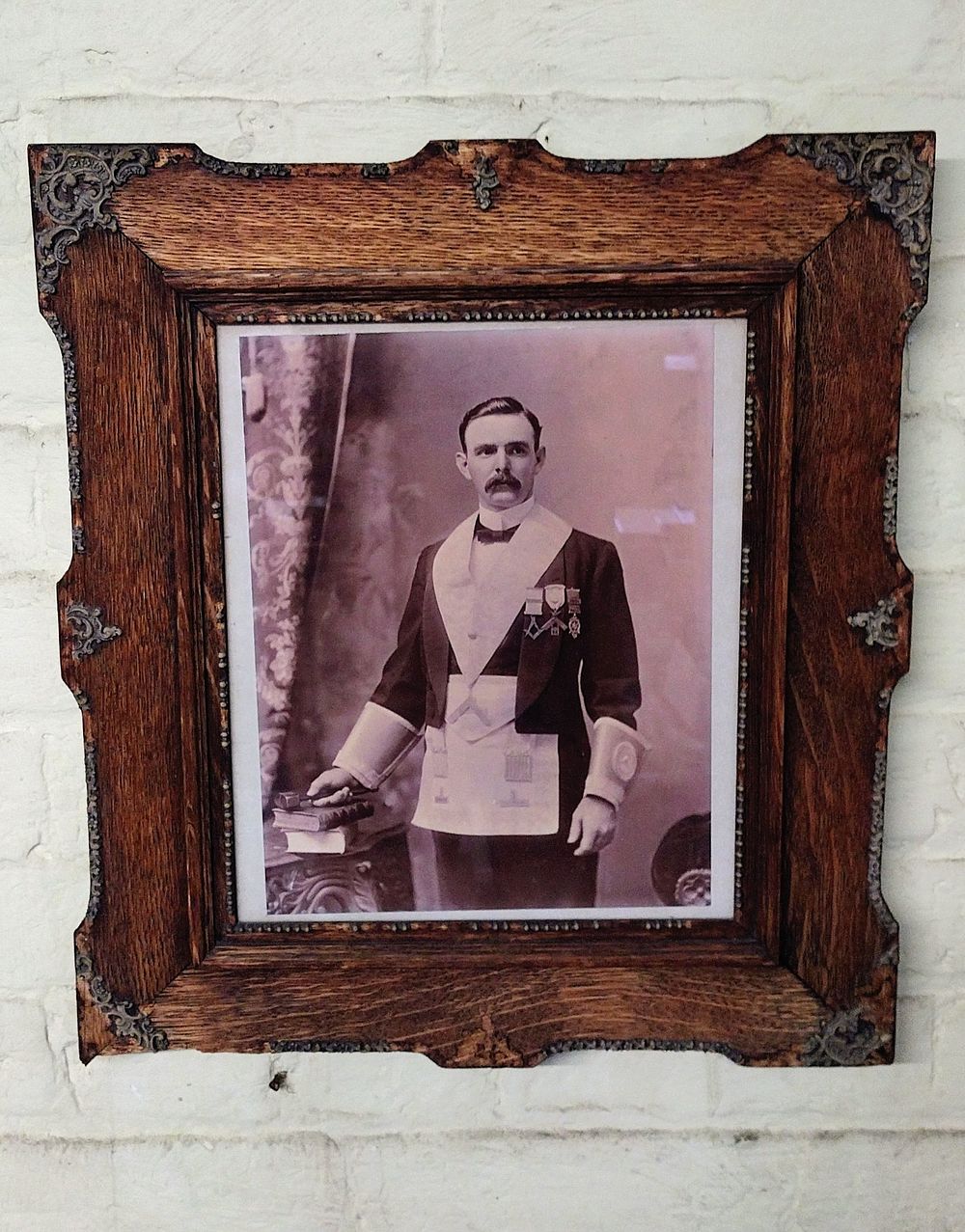 Medway Auctions | Auction AL15 | Collection of Victorian, Edwardian & Early 20th C. Portrait Photographs, Prints and Engravings to include Masonic, Military, Social, Religious and Royal Commemorative Subjects. - 152 Lots