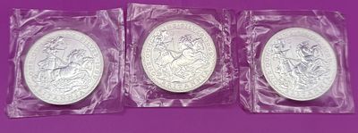 Three 1999 One Ounce Fine Silver Britannia &pound;2 Coins Uncirculated In Original Plastic Pouches