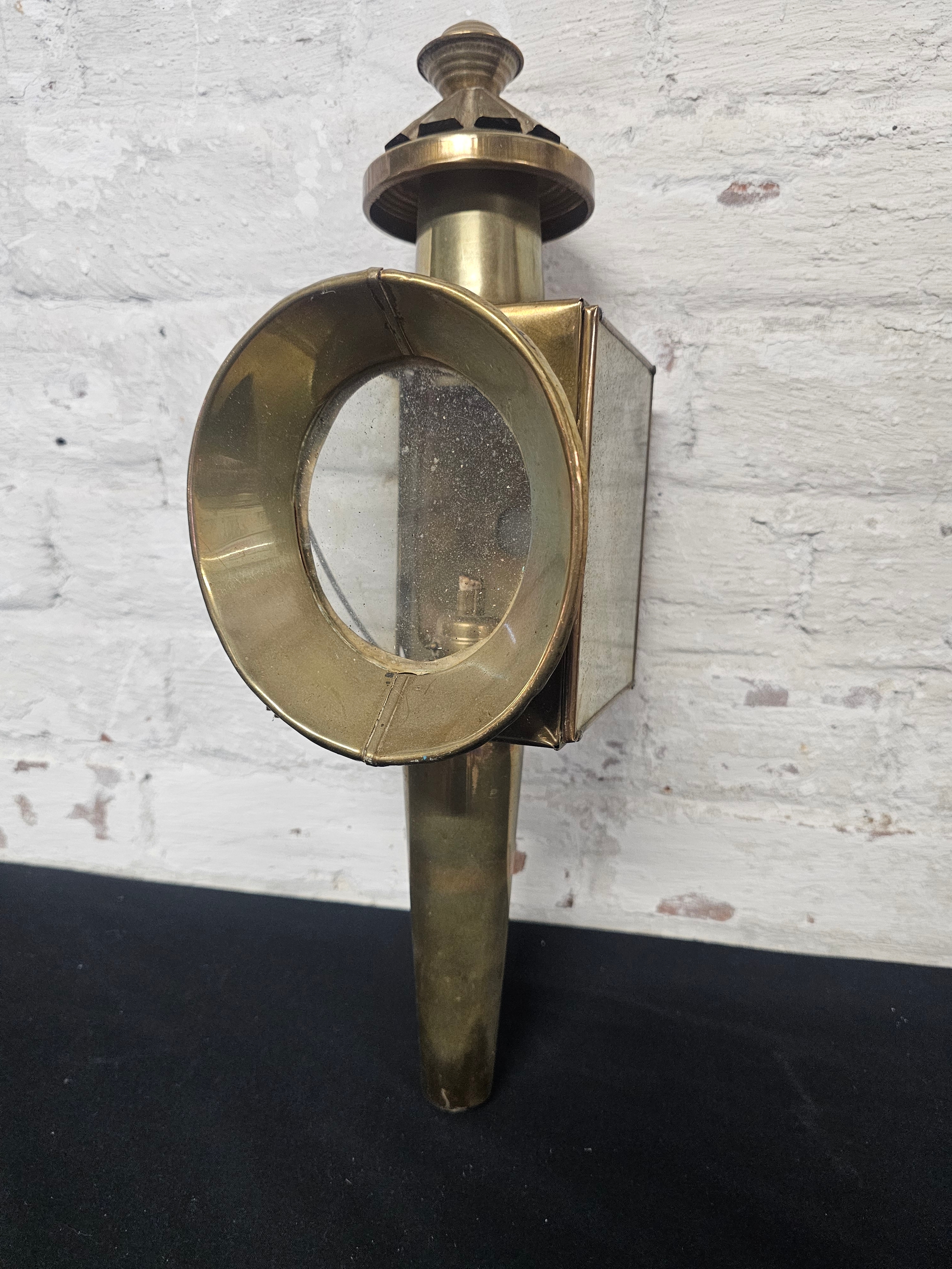 Lot 216