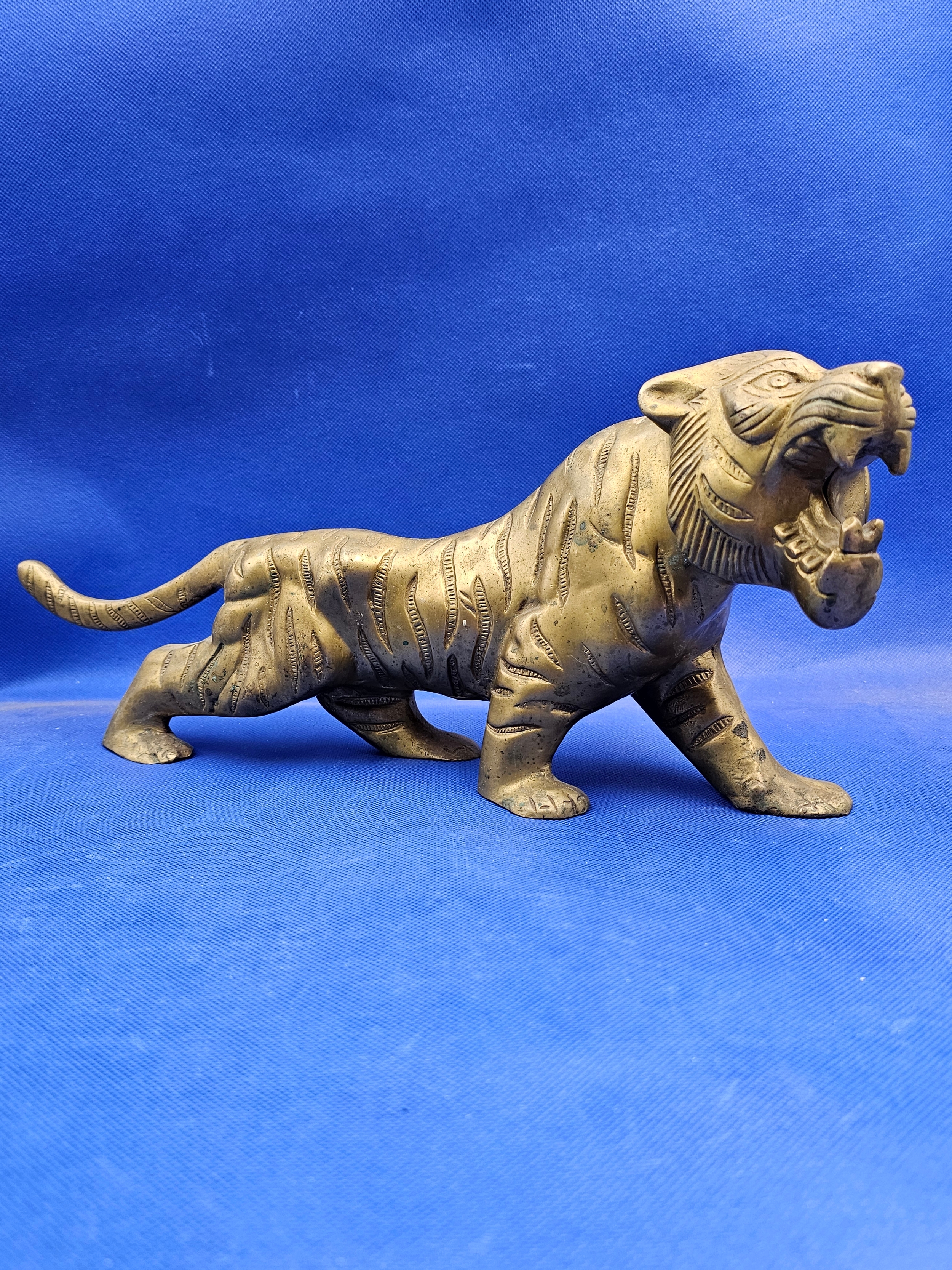 Lot 252