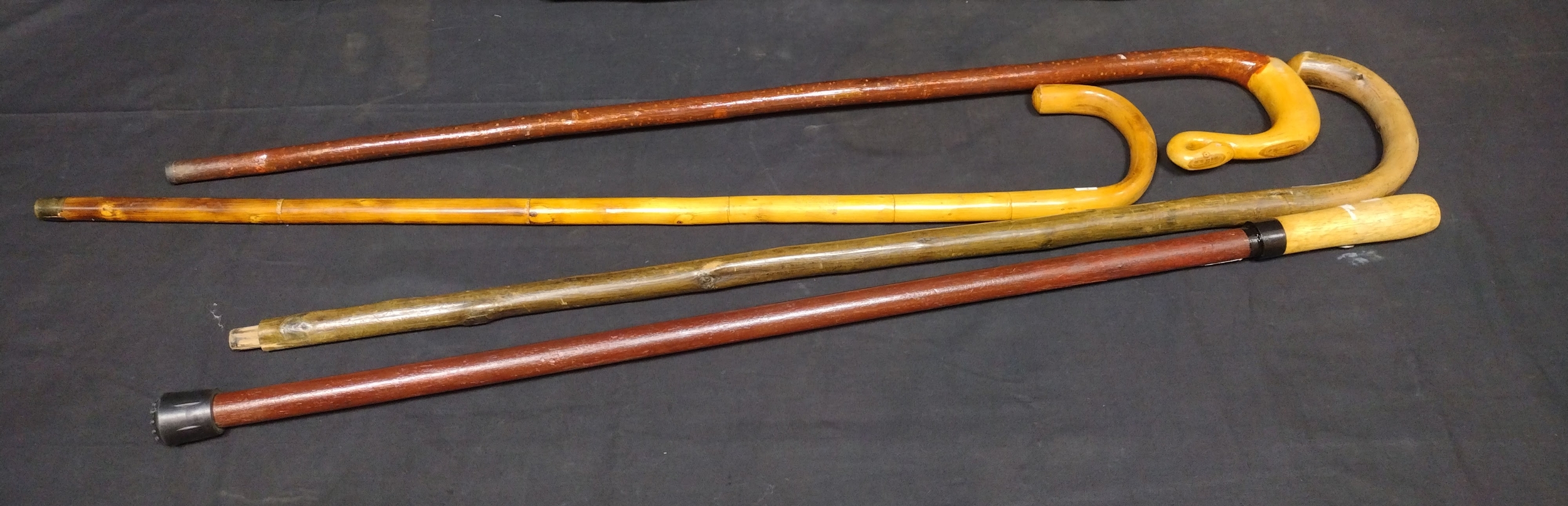 Lot 211