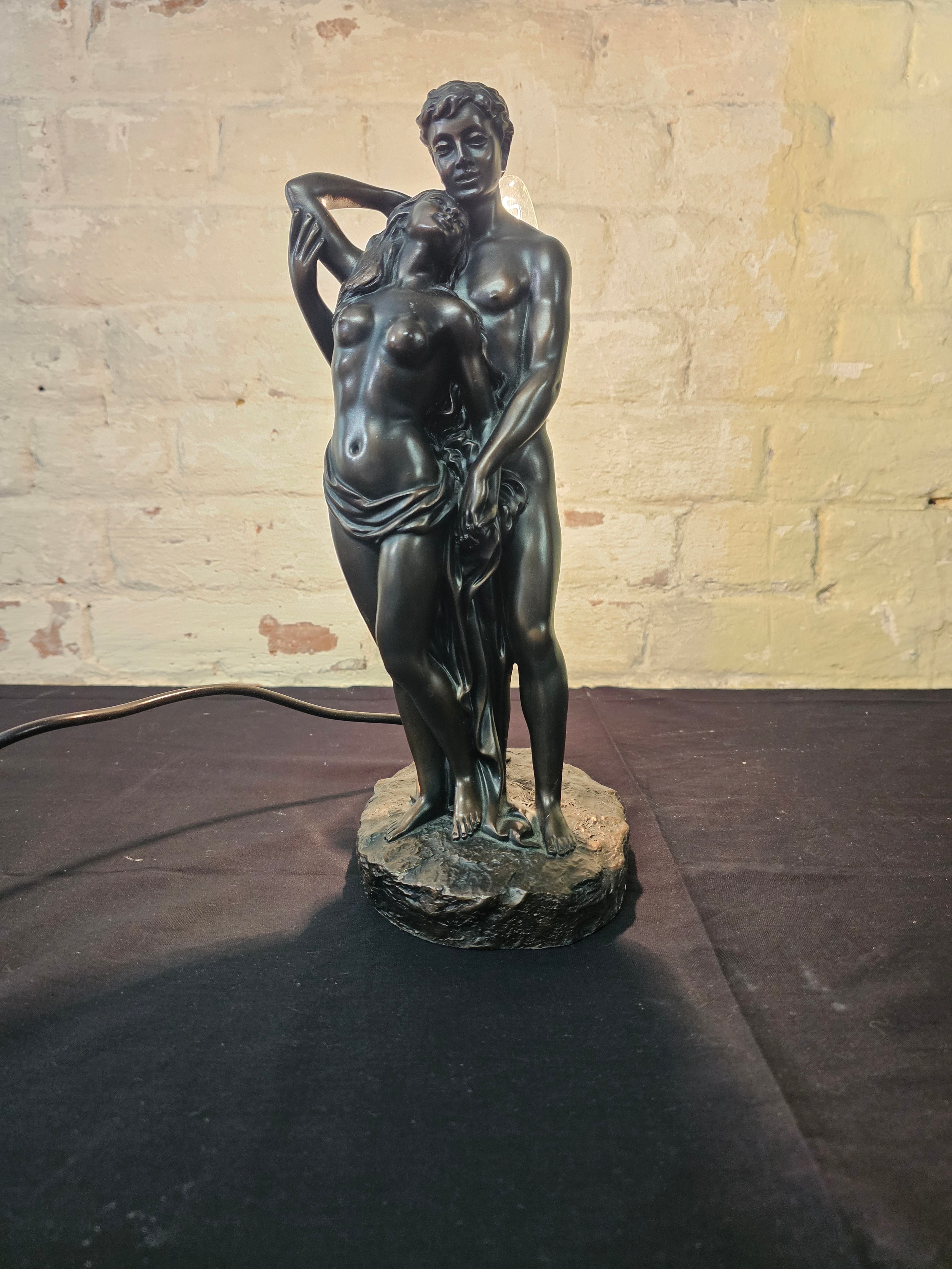 Lot 295