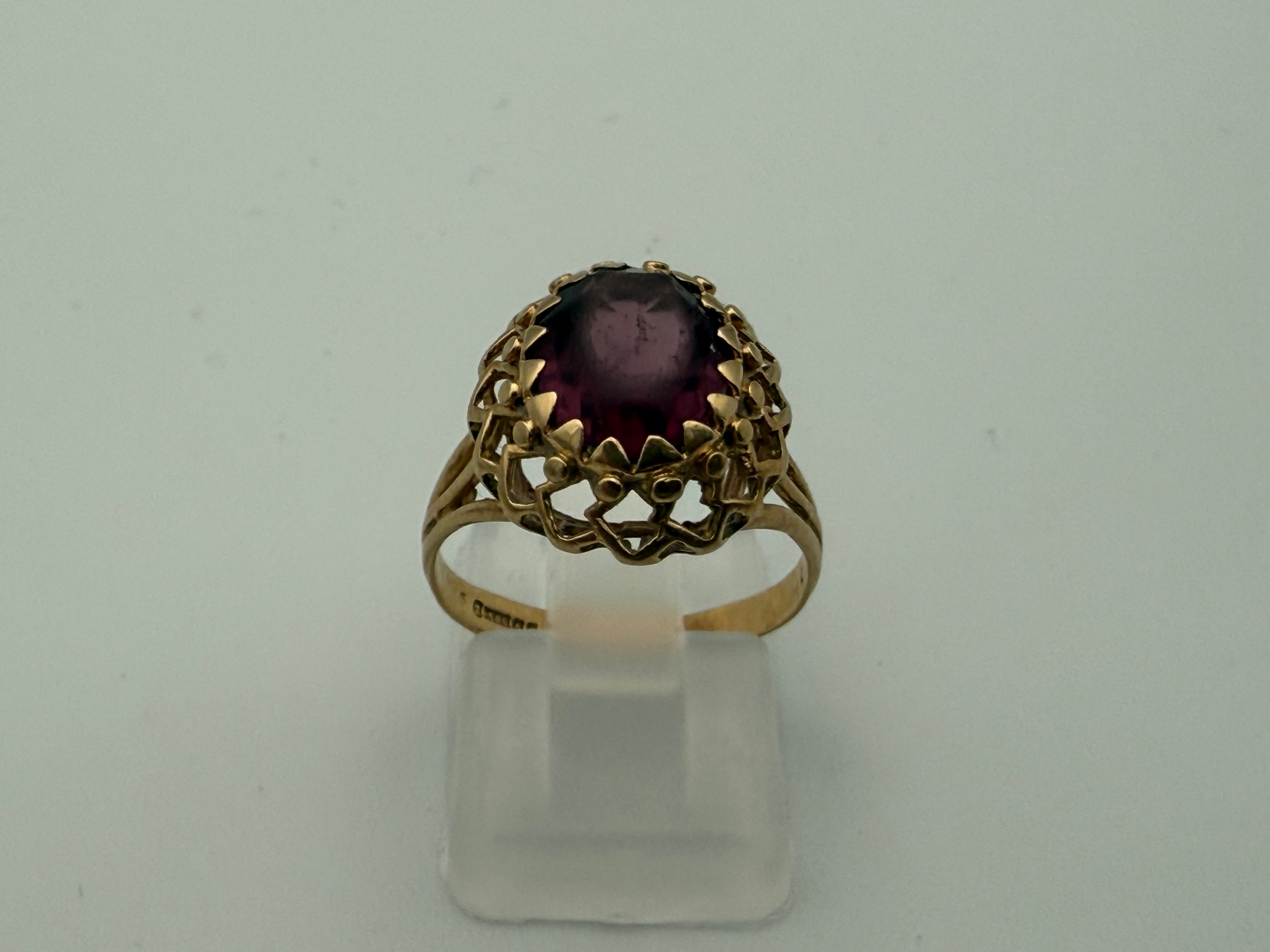 Circa Mid 20th Century 14ct 585 Gold Purple Stone Dress Ring With Ornate