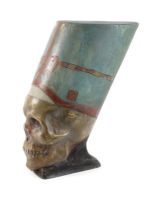Memento Mori20. Jh., Stucco mehrfarbig gefasst, vollplastisch gearbeitetes ägyptisierendes