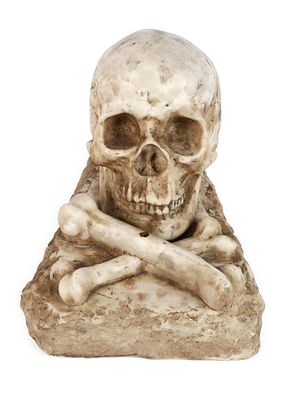 Memento Mori19. Jh., Marmor behauen, trapezförmige Basis mit plastisch gearbeitetem 