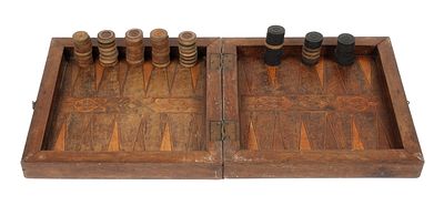 Spielschatulle19. Jh., klappbarer flacher Korpus in Mahagoni, Ebenholz, Kirschbaum und anderen 