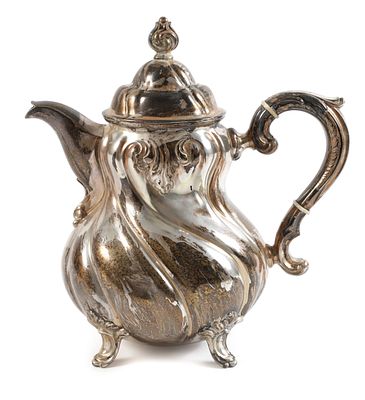 Silber Teekanne im Barockstil20. Jh., Silber gestempelt Halbmond, Krone, 830 S, Herstellermarke 