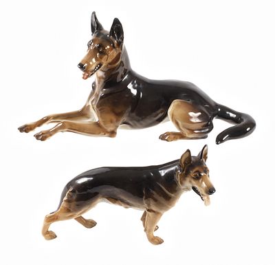 Hutschenreuther zwei Sch&auml;ferhunde. Hutschenreuther zwei Sch&auml;ferhunde stehender Hund und 