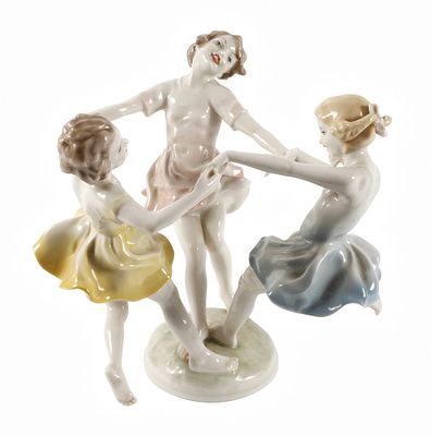 Hutschenreuther "Maientanz". Hutschenreuther "Maientanz" Entwurf Karl Tutter 1937, signiert 