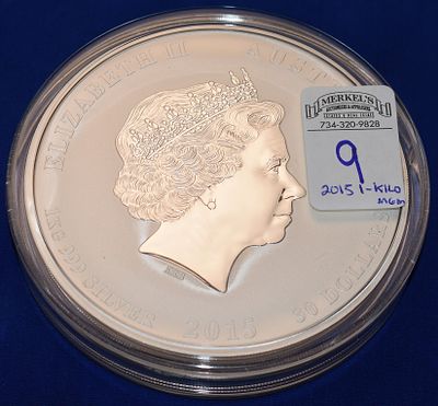 Perth Mint 2015 1 kilo-35.274 Oz PURE Australian Silver Goat Coin. The Obverse features a 