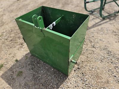 3pt Ballast box JD green. This John Deere green 3-point ballast box is a clean, handy attachment 
