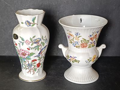 VINTAGE AYNSLEY "PEMBROKE" TALL VASE AND "COTTAGE GARDEN" 80'S URN SHAPE VASE