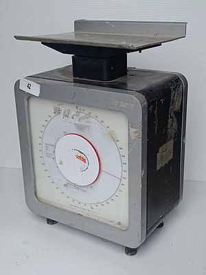 COLLECTABLE POST OFFICE SCALES