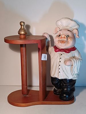 CHEF PIERRE PIG PAPER TOWEL HOLDER - APPROX. 35CM