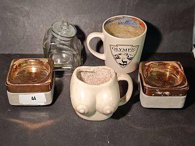 PAIR OF ART DECO CANDLE HOLDERS, MUGS AND CLEAR GLASS JAR