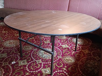 A Metwood Round Folding Table with Laminate Top -Approx. 150 cm diameter