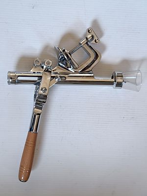 Heavy Duty Counter Mount Wine Bottle Opener Corkscrew