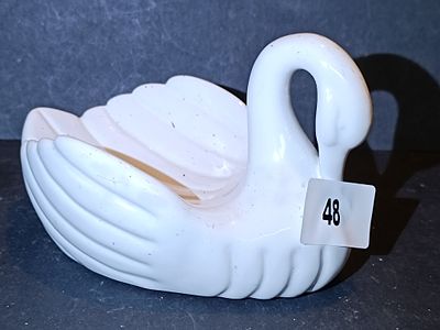Vintage Hull Art Pottery White Swan Candy/Nut Dish