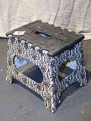 Vigar Compact Foldable Step Stool, Black Damask Pattern