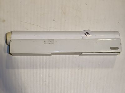 White Quality Retractable Clothesline