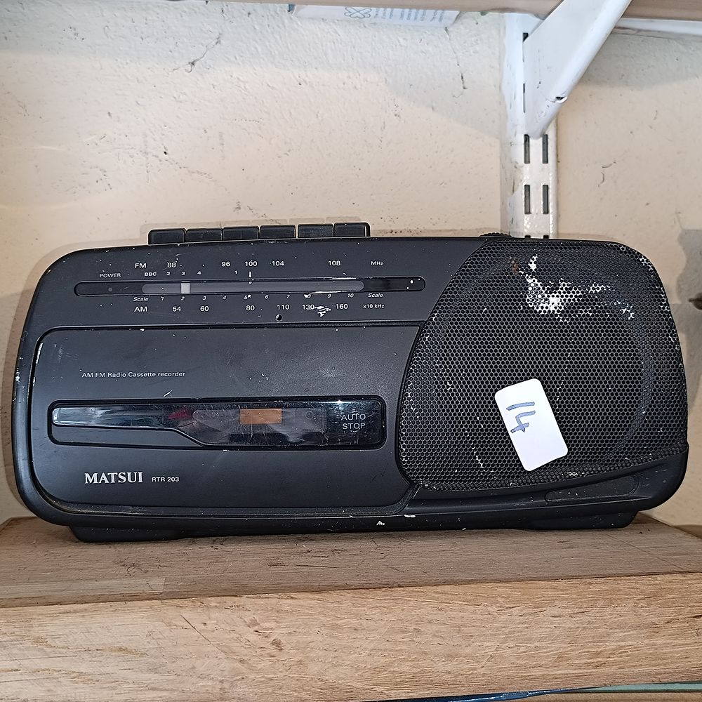 Matsui RTR 203 Portable AM/FM Radio Cassette Recorder