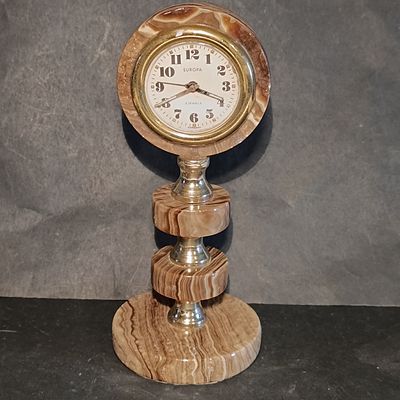 A Mid-Century Modern Europa Banded Onyx Pedestal Desk Clock