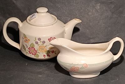 Two British Ceramic Tableware Items Including a Biltons Teapot and a Wedgwood Meadow Sweet 