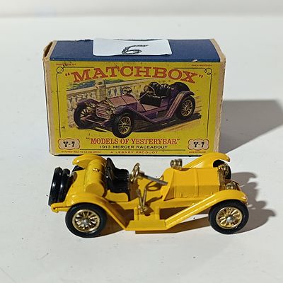 Matchbox Models of Yesteryear Y-7 1913 Mercer Raceabout with Original Box