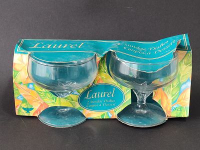 A Pair of Ravinheau Glass Laurel Sundae Pedestal Dessert Dishes