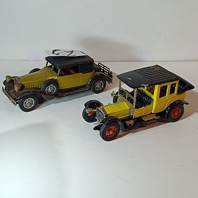 A Pair of Matchbox Models of Yesteryear Lesney Die-Cast Cars Including a 1930 Packard Victoria 