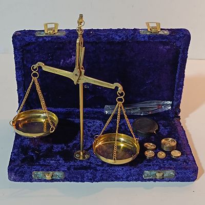 Vintage Brass Jewelry Balance Scale Set with Purple Velvet Case