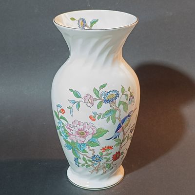 Aynsley Wild Tudor Pattern Fine Bone China Fluted Vase -23 cmc high