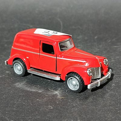 Die-Cast Model 1940s Style Red Panel Delivery Van