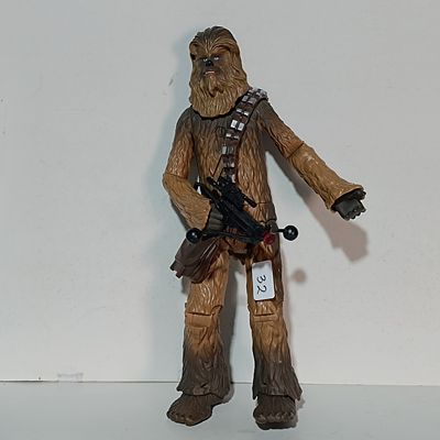 Star Wars Chewbacca Articulated Action Figure with Bowcaster