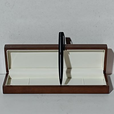 Sheaffer 100 Matte Black Ballpoint Pen with Black Trim and Wooden Presentation Box