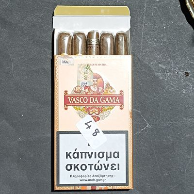 A Pack of Vasco da Gama Coronas Sumatra Claro Cigars