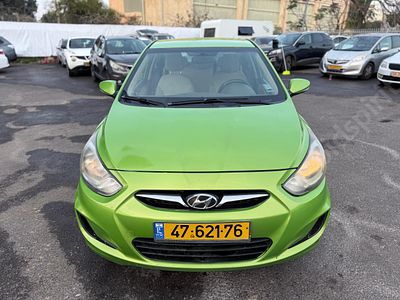 יונדאי I-25 2011. 282,820 Km, current hand:חמישית, current ownership:פרטי, original ownership:השכרה