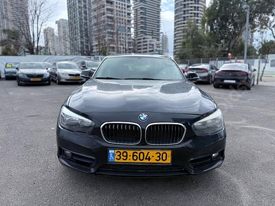 ב.מ.וו. 118i 2017. 127,600 Km, current hand:שישית, current ownership:פרטי, original ownership:פרטי