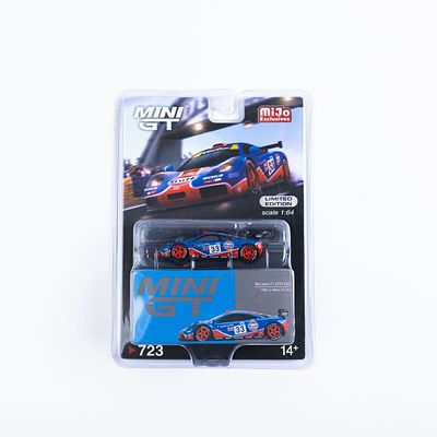 רכב מיניאטורי McLaren F1 GTR #33 – Gulf. דגם אספנות MINI GT במהדורה מוגבלת, בקנה מידה 1:64.